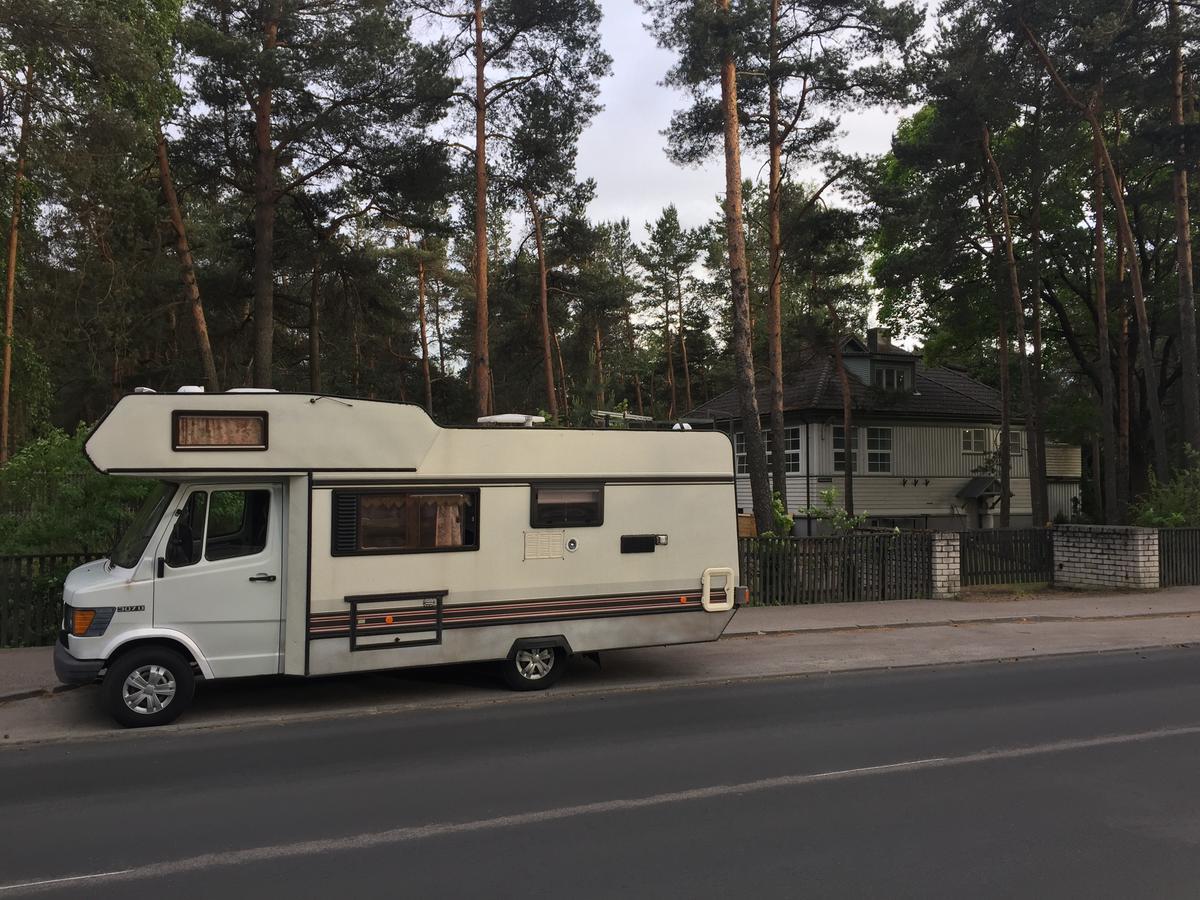 Freedom65 Hostel And Caravan Tallinn Exterior photo